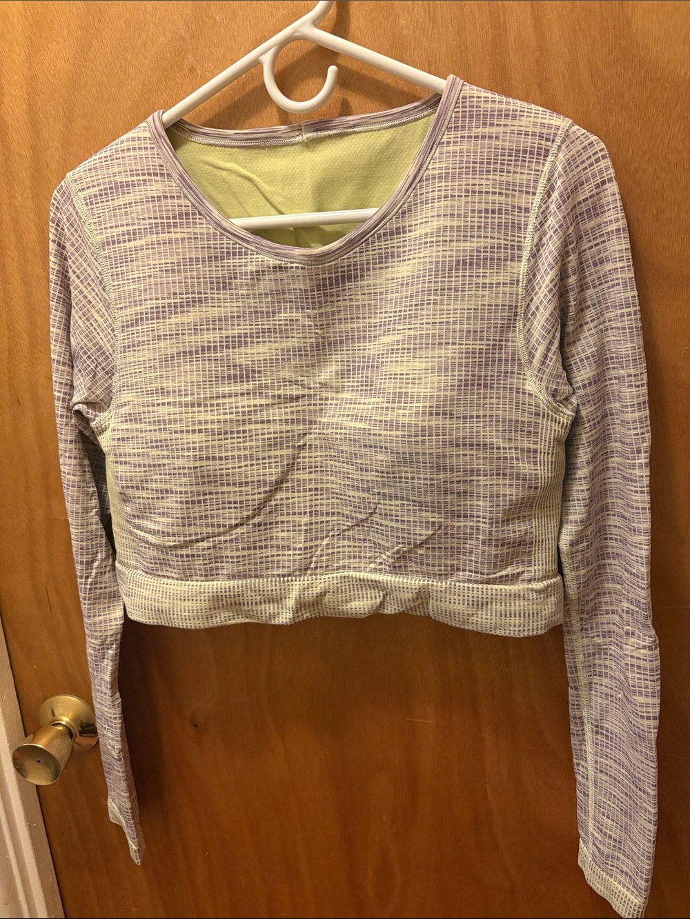 Lululemon Women's Long Sleeve Cropped Active Top in Light Green and Cream